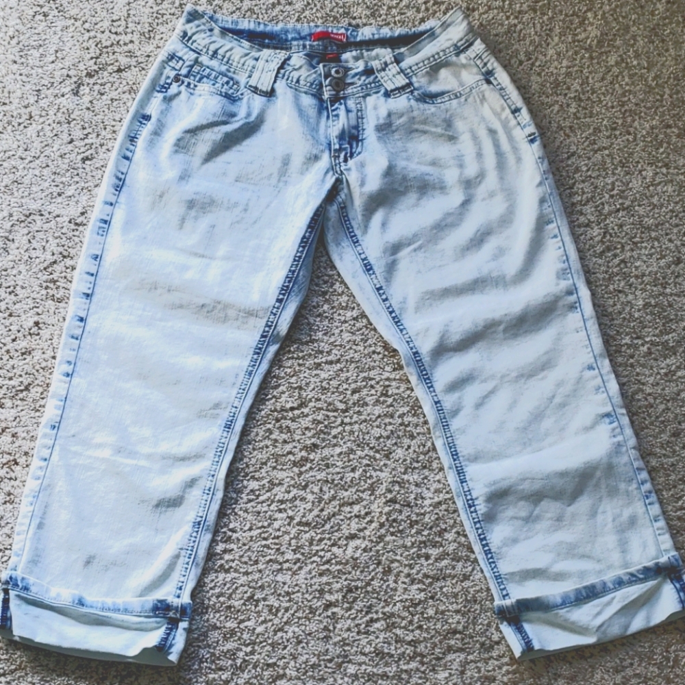 Stonewash capri
